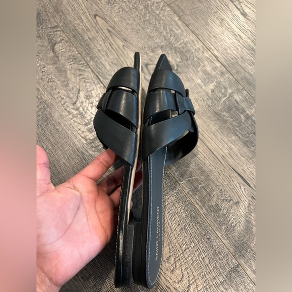 YSL Saint Laurent Tribute Sandals. - Picture 2 of 7